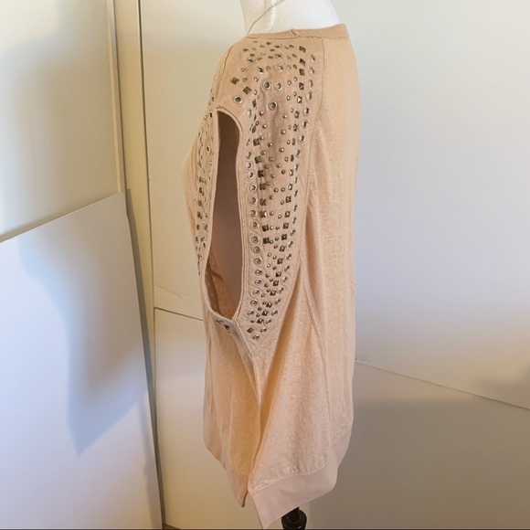 We The Free Women’s Embellished Cotton Top! Banded bottom! - Picture 2 of 5